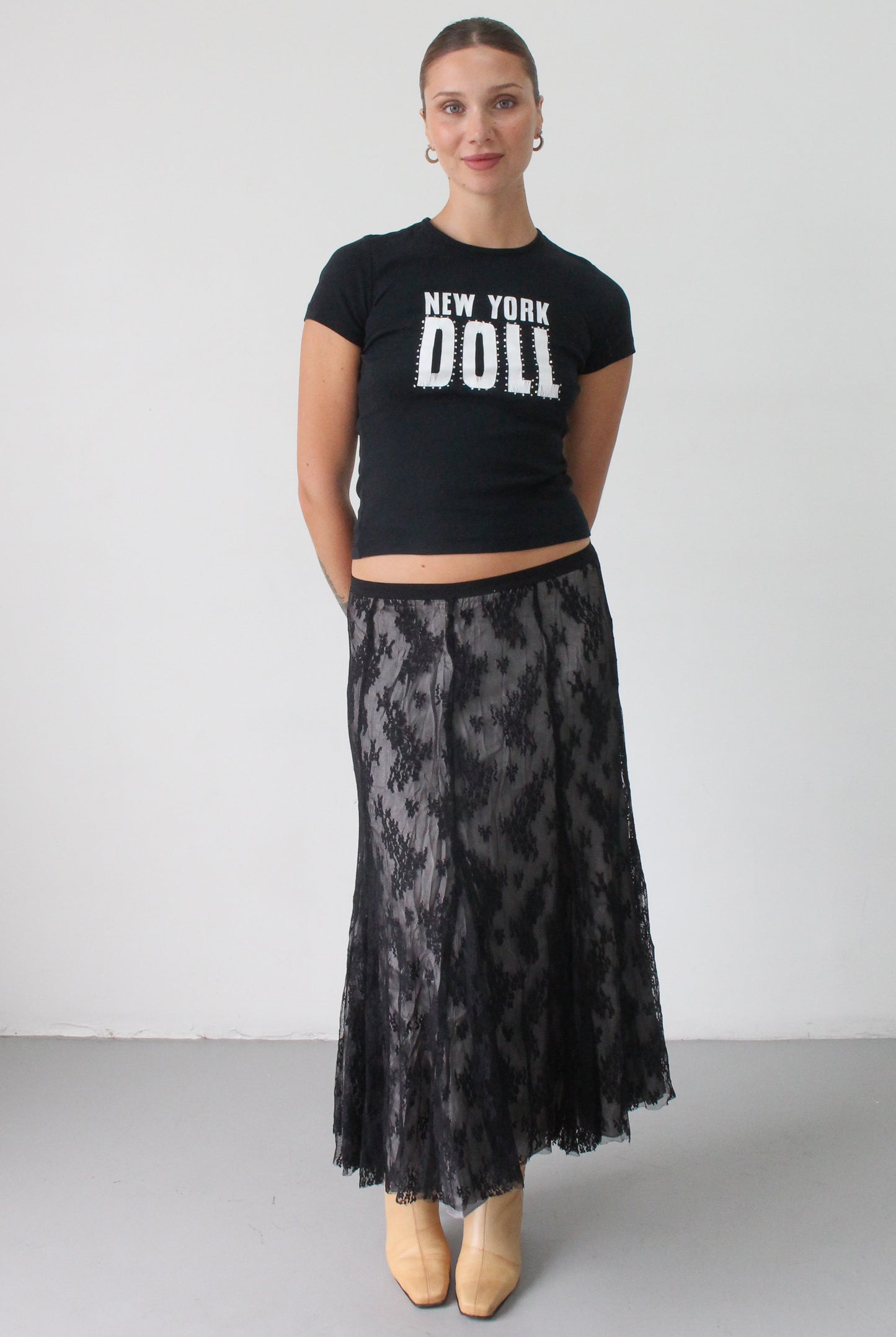 y2k new york doll graphic tee - SZ S-L
