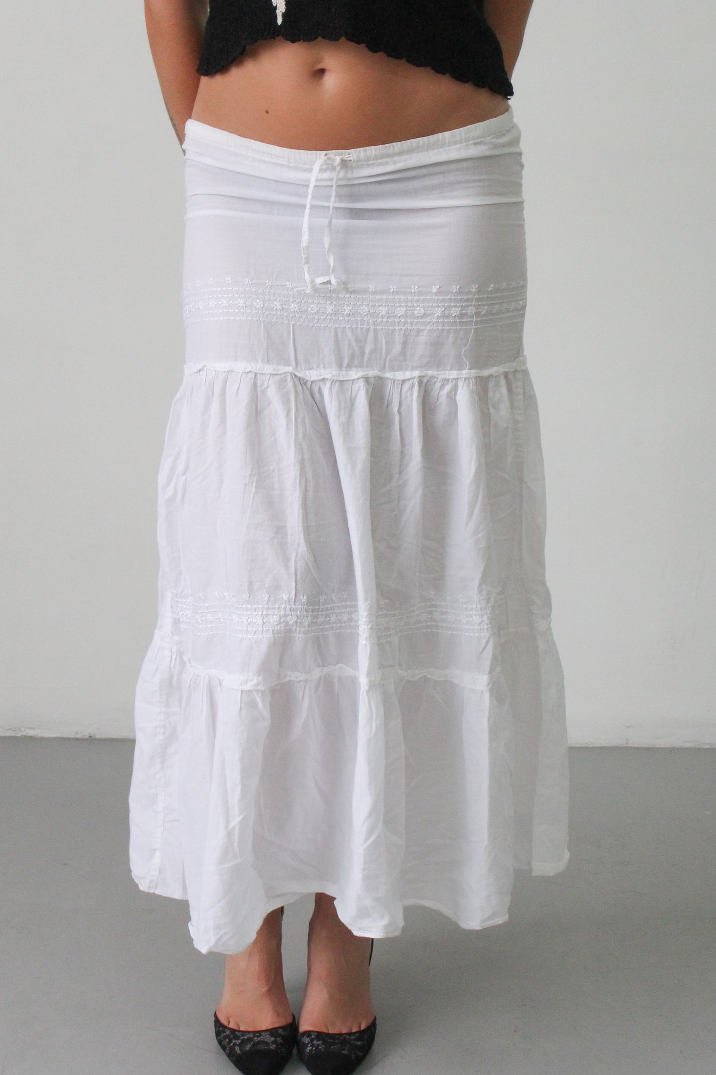 90s white tiered maxi skirt - SZ S/M