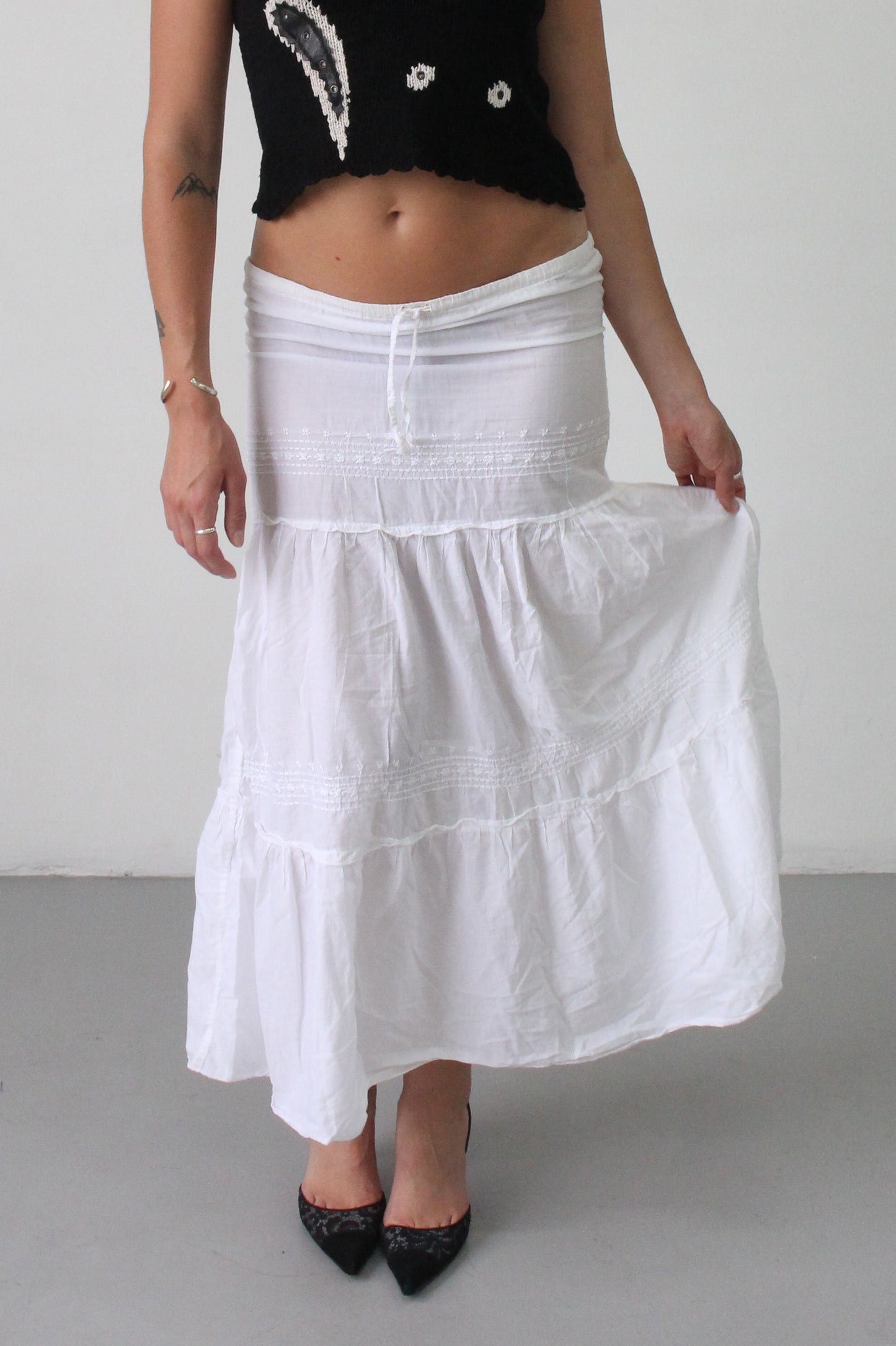 90s white tiered maxi skirt - SZ S/M