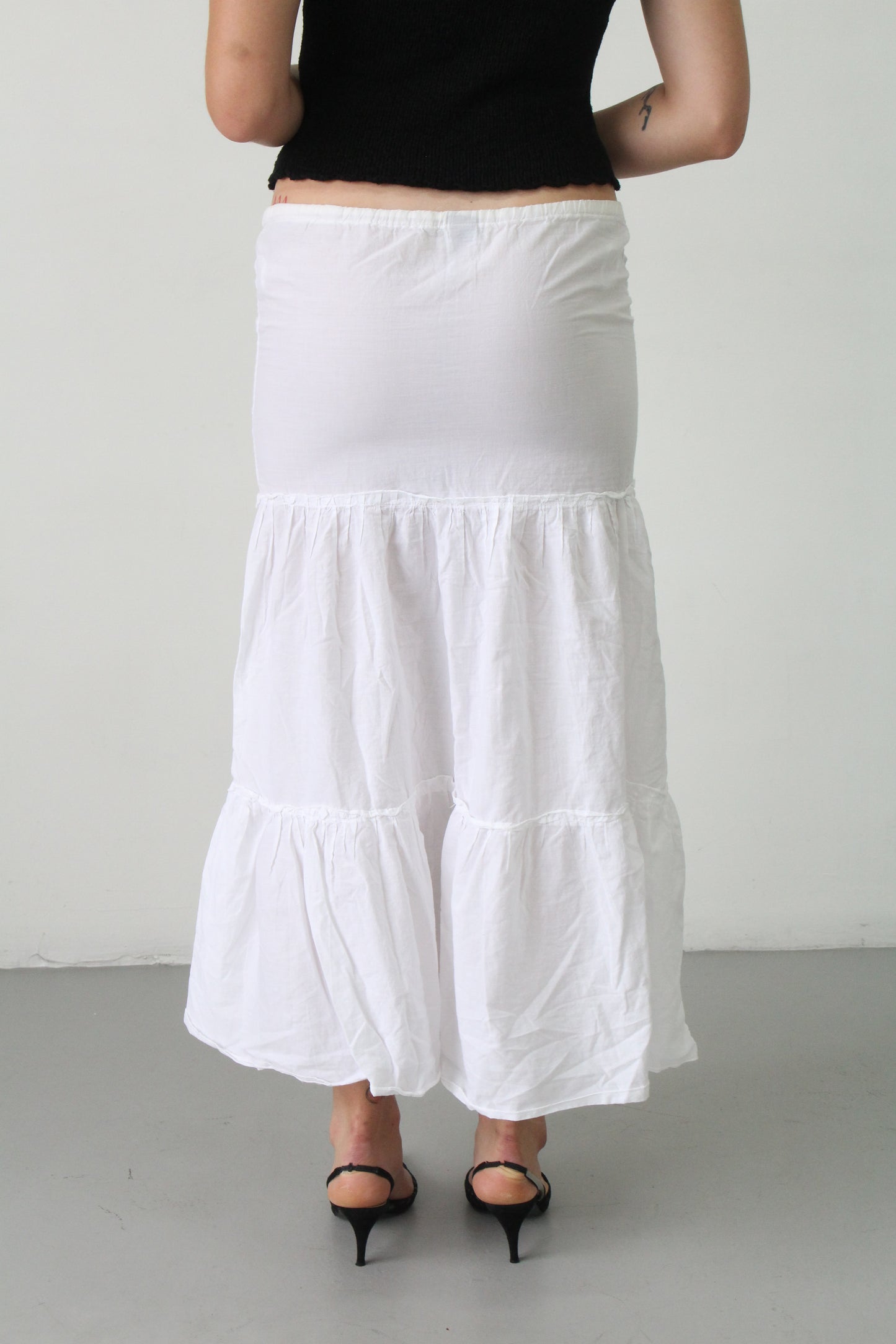 90s white tiered maxi skirt - SZ S/M