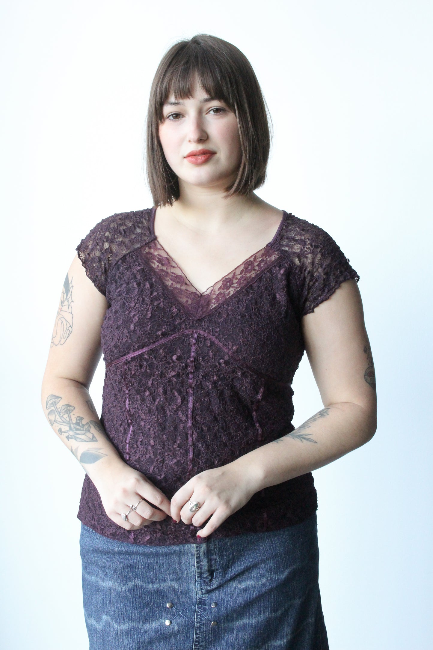 purple lace t shirt - SZ L/XL