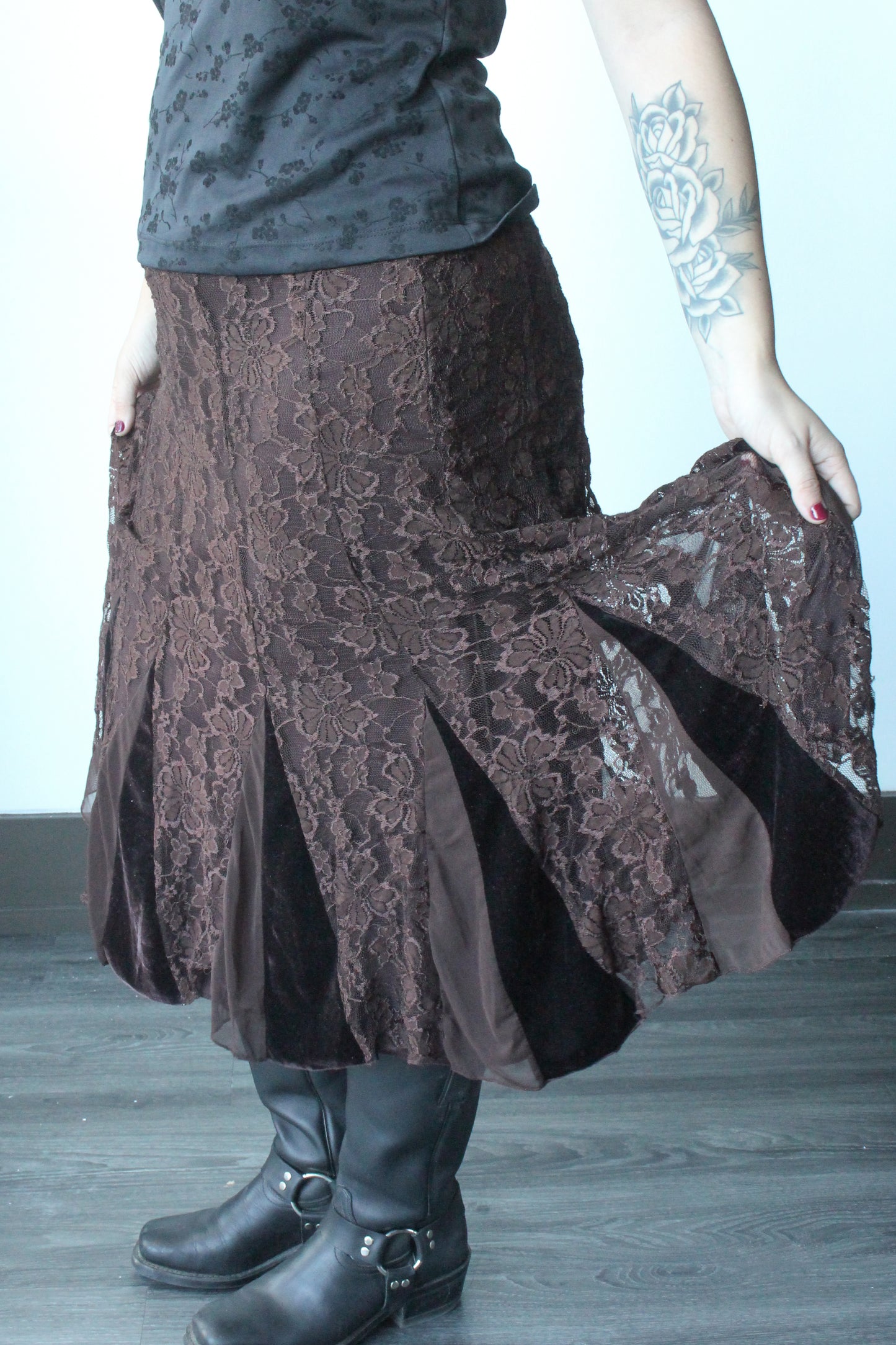 brown lace/ velvet midi skirt - SZ L/XL