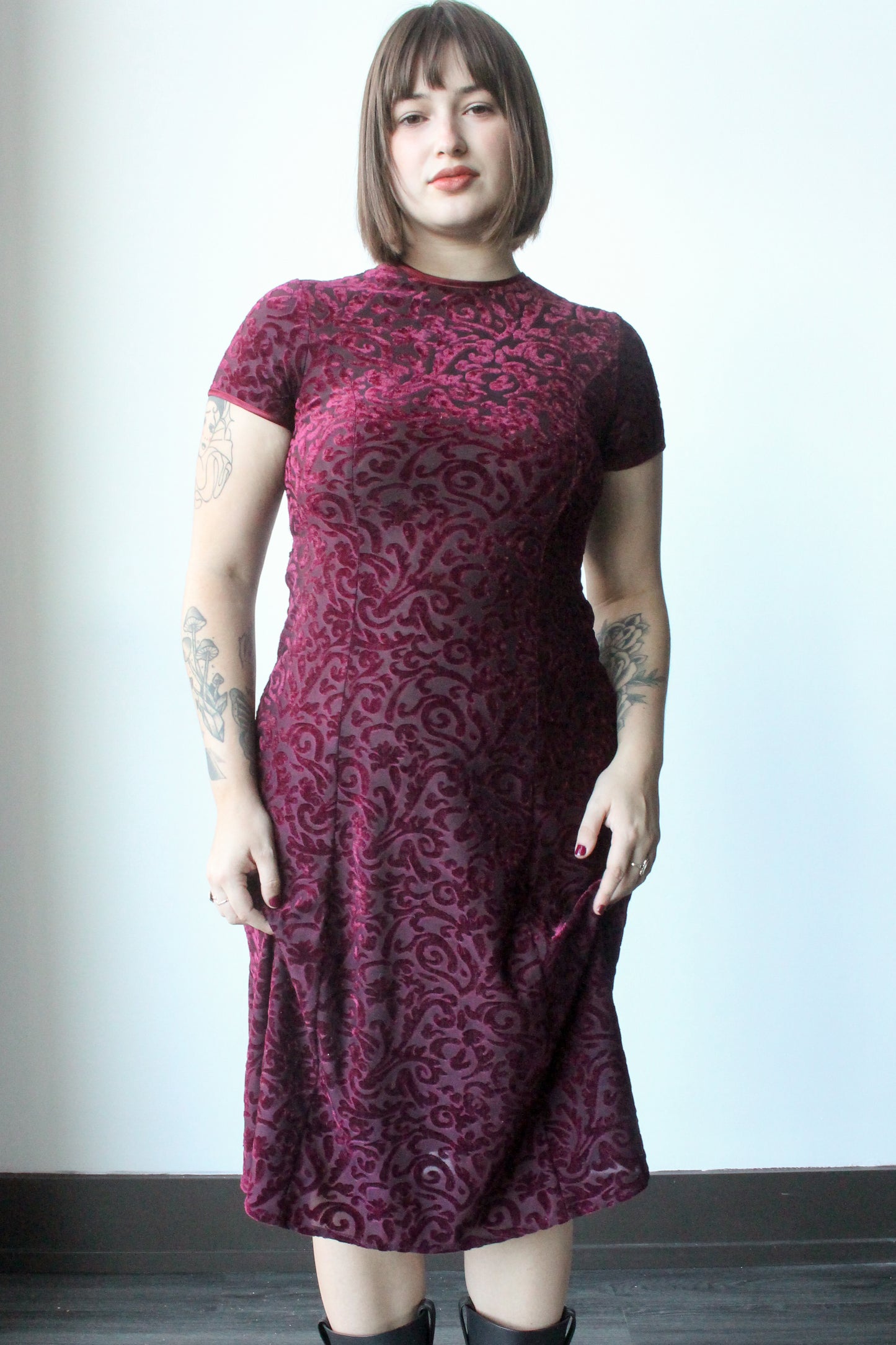 burgundy velvet floral midi dress - SZ L
