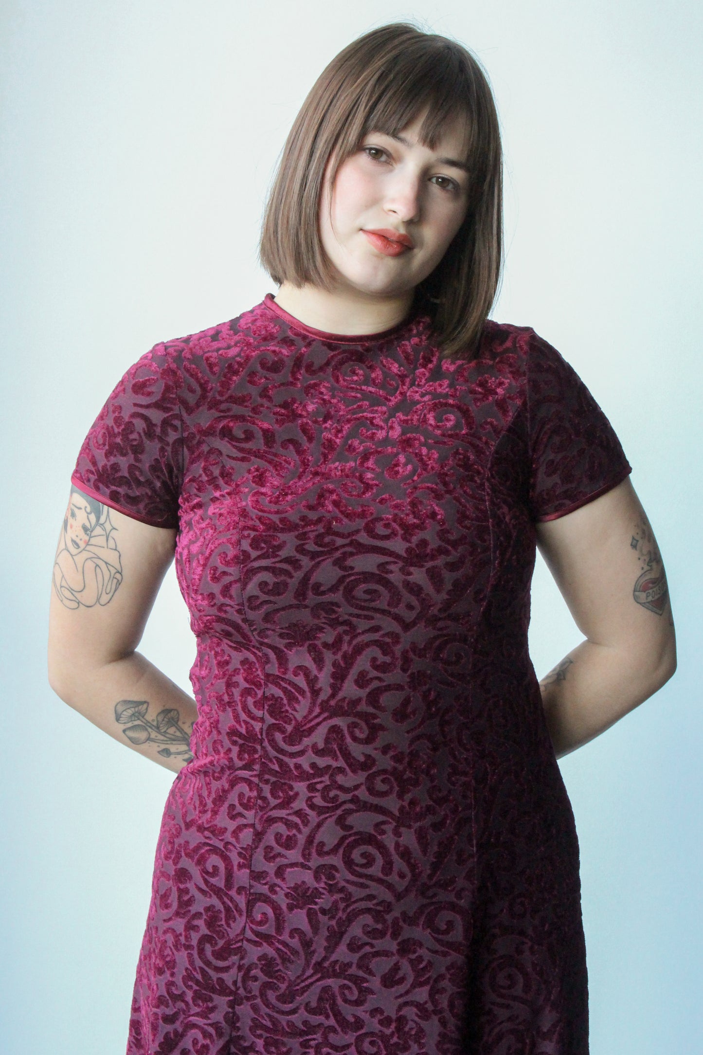burgundy velvet floral midi dress - SZ L