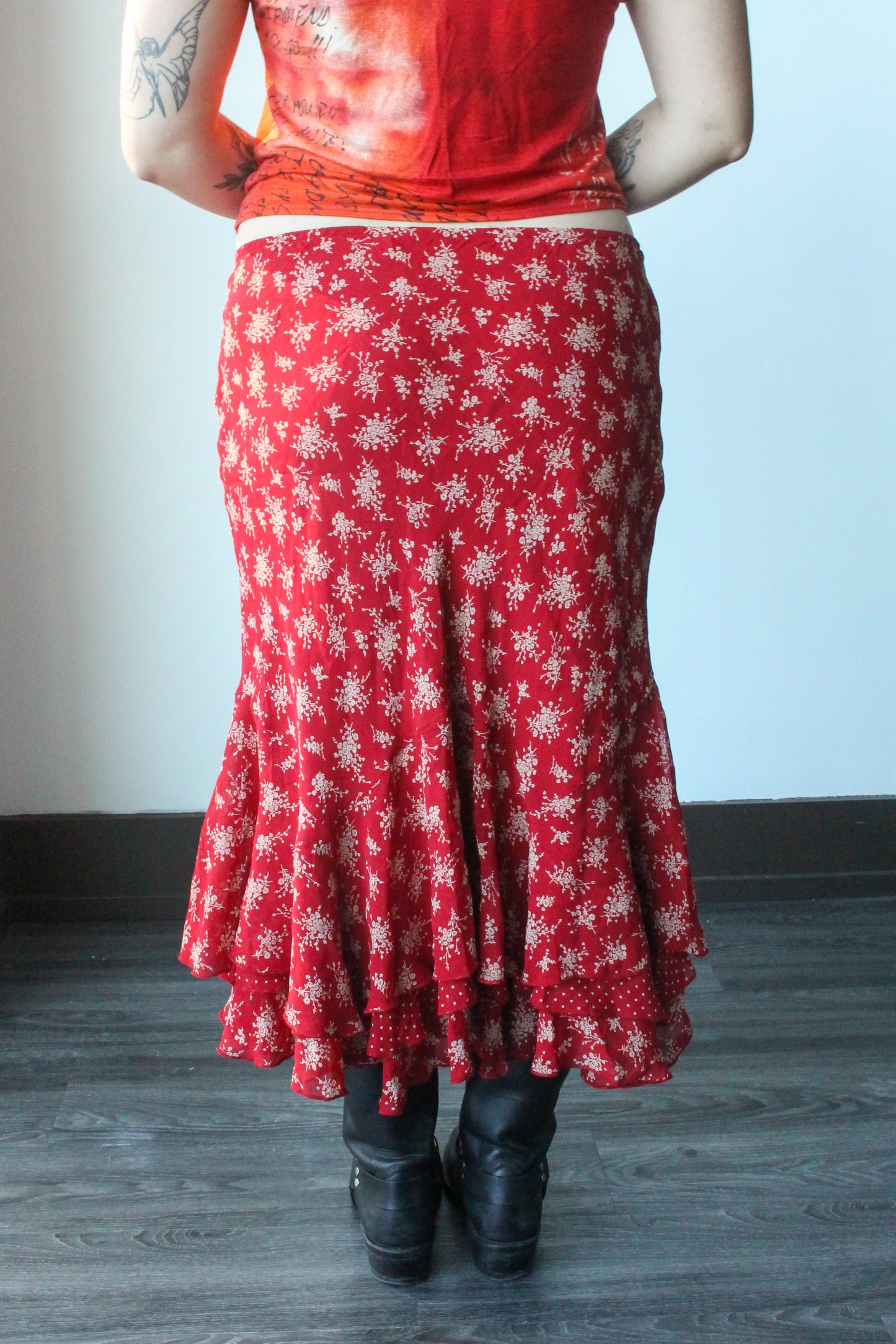 red & ivory floral maxi skirt - SZ XL