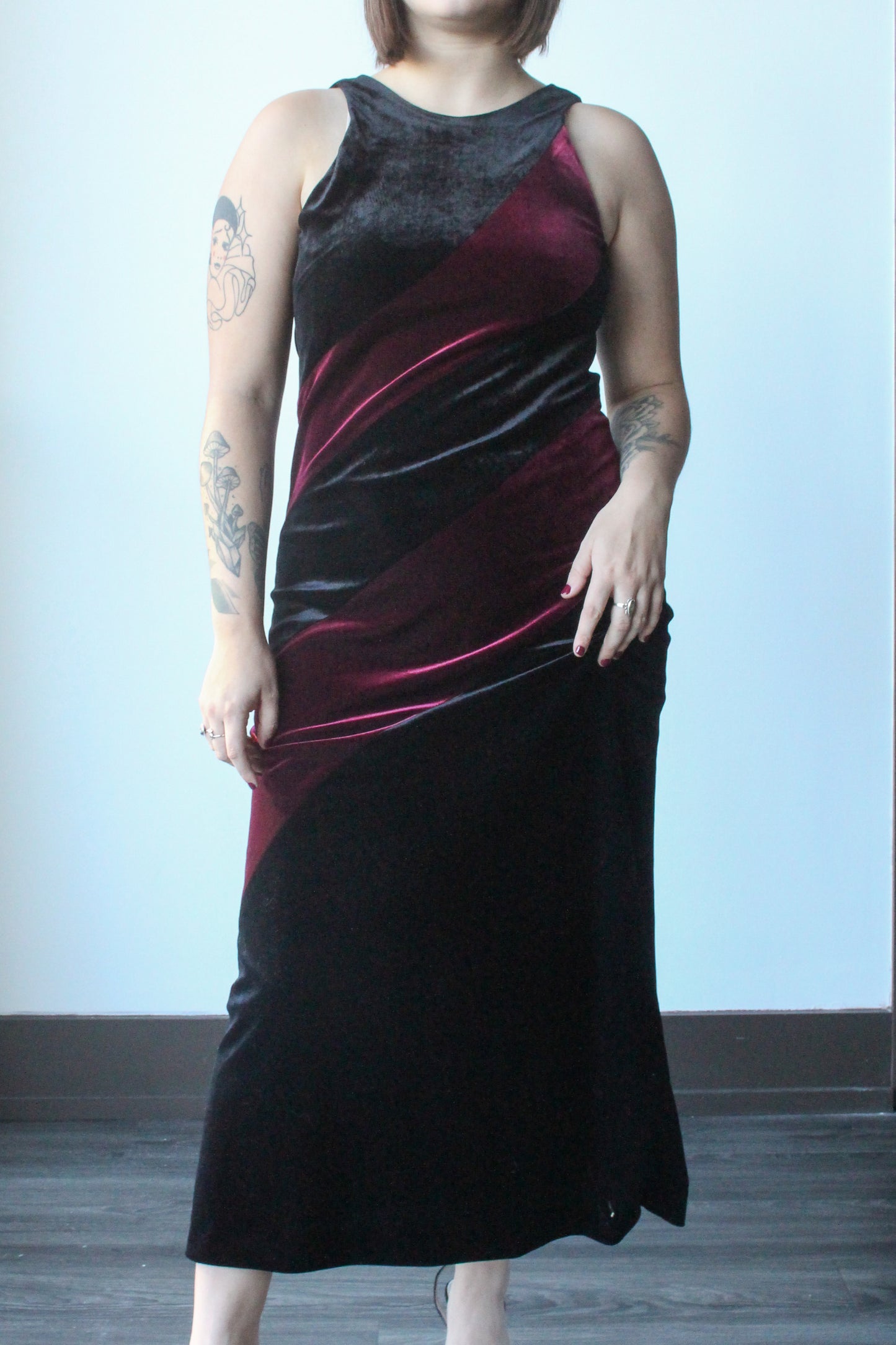 black & bugrundy maxi dress - SZ L/XL