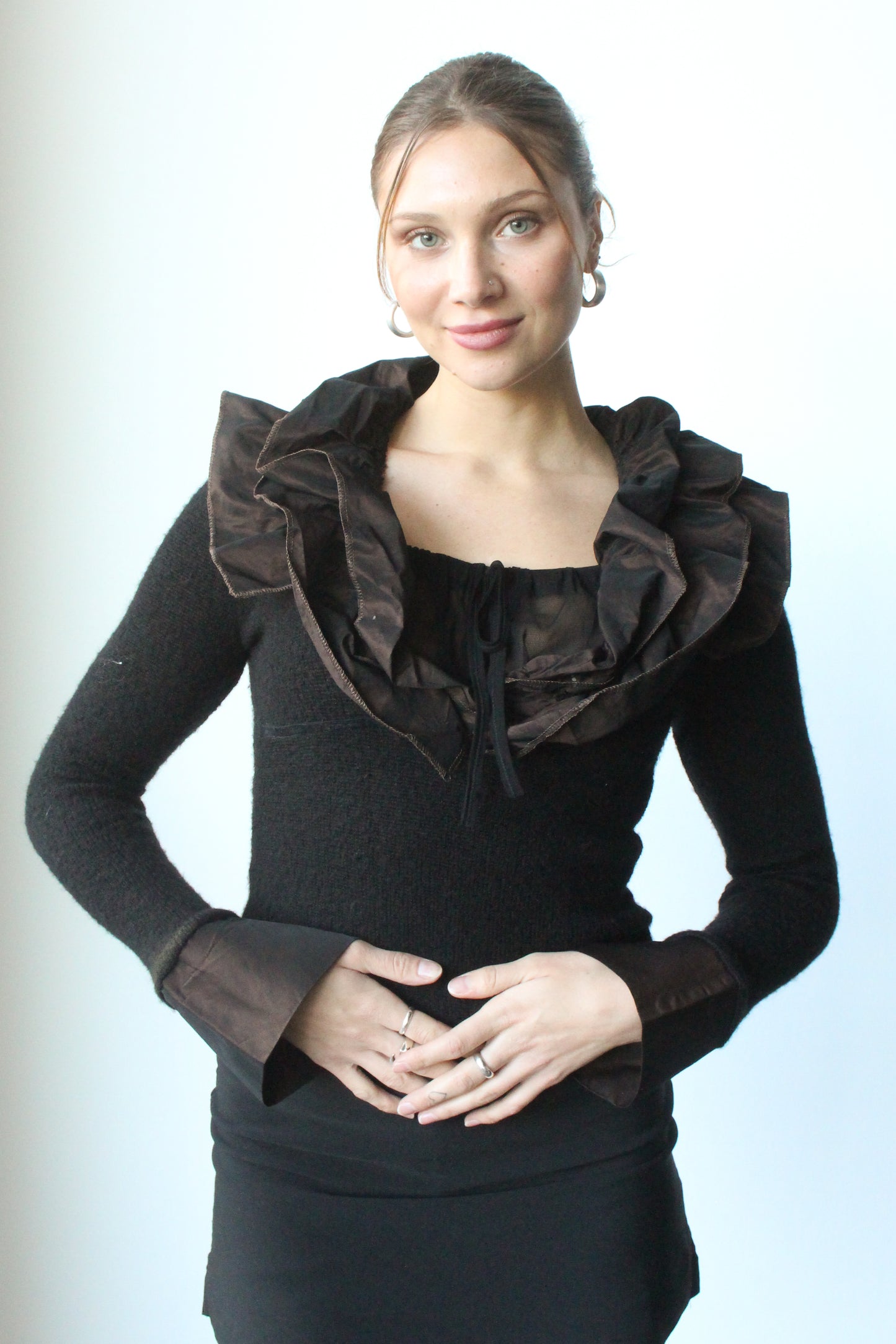 brown & black puff collar milkmaid sweater - SZ S/M