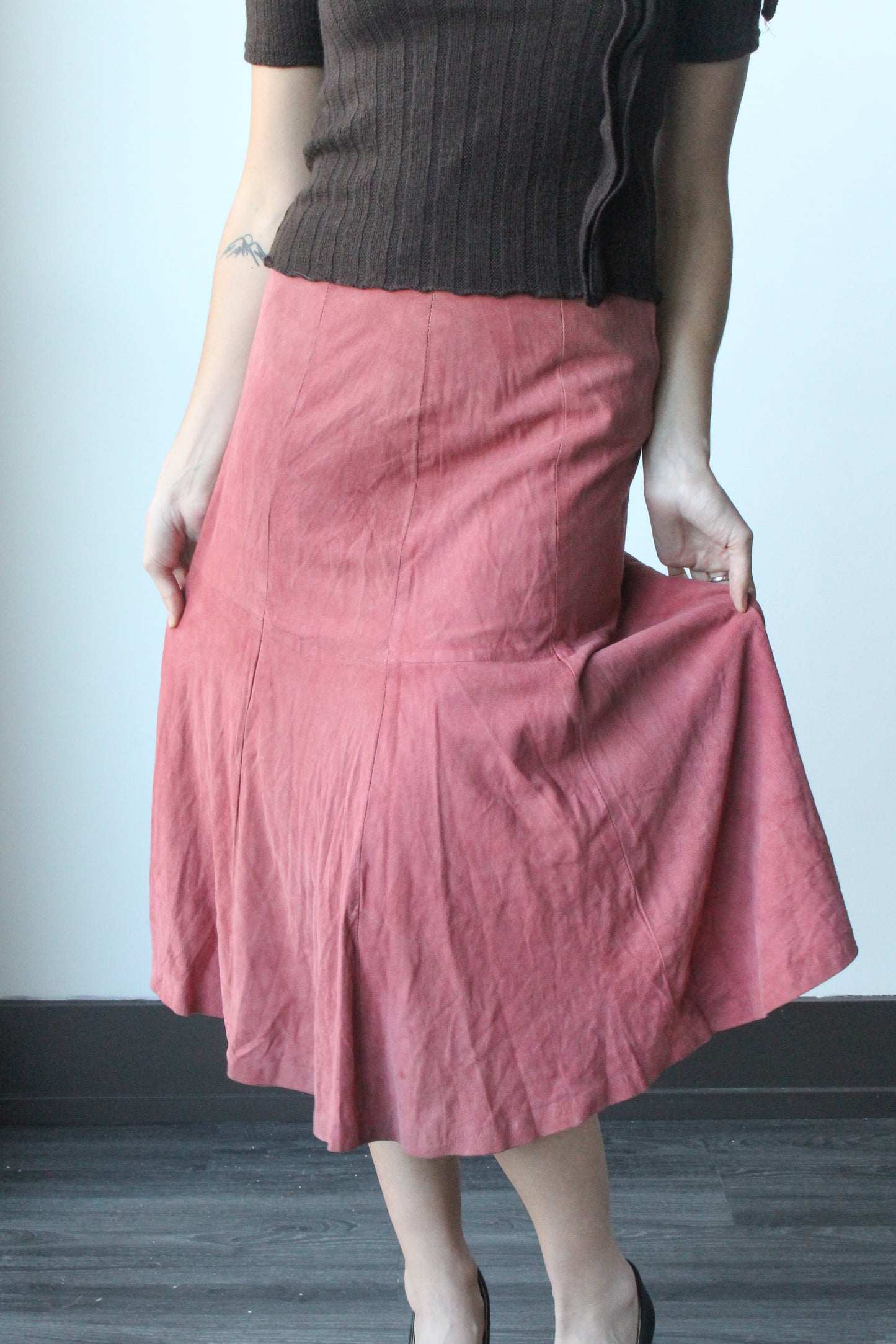 pink suede midi skirt - SZ XS