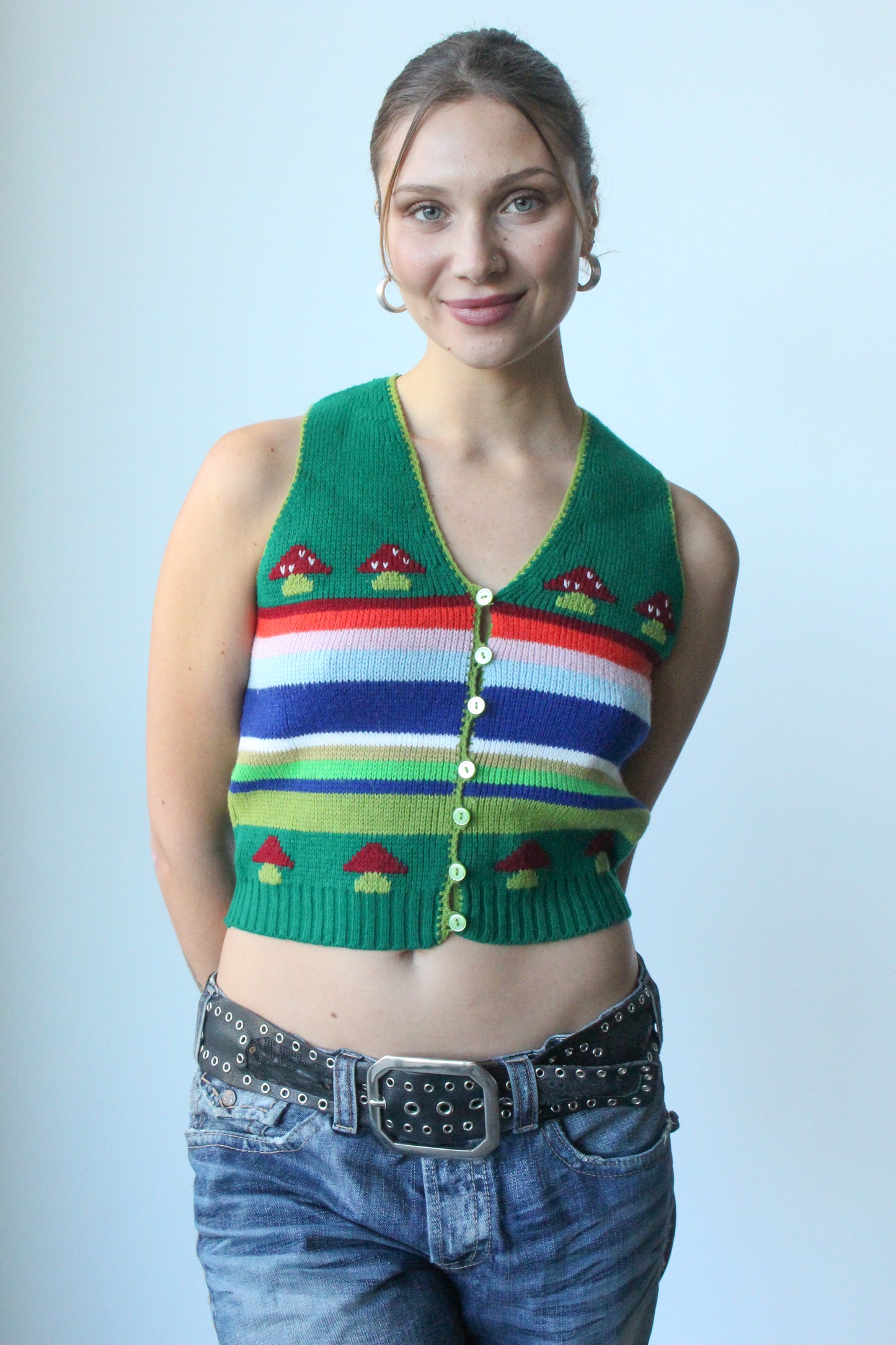 striped mushroom knit sweater vest - SZ XS/S