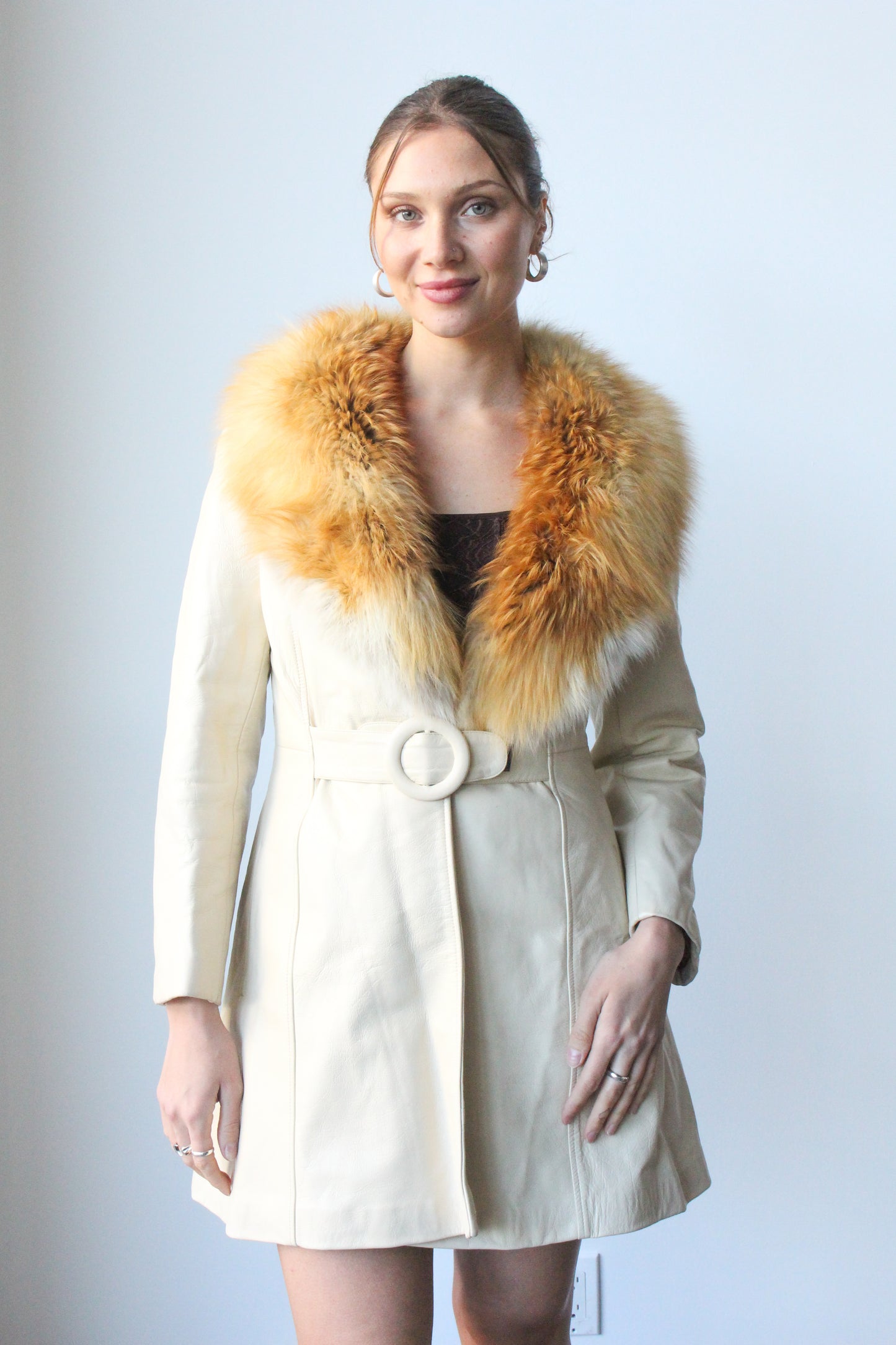 ivory leather jacket with fur collar - SZ S