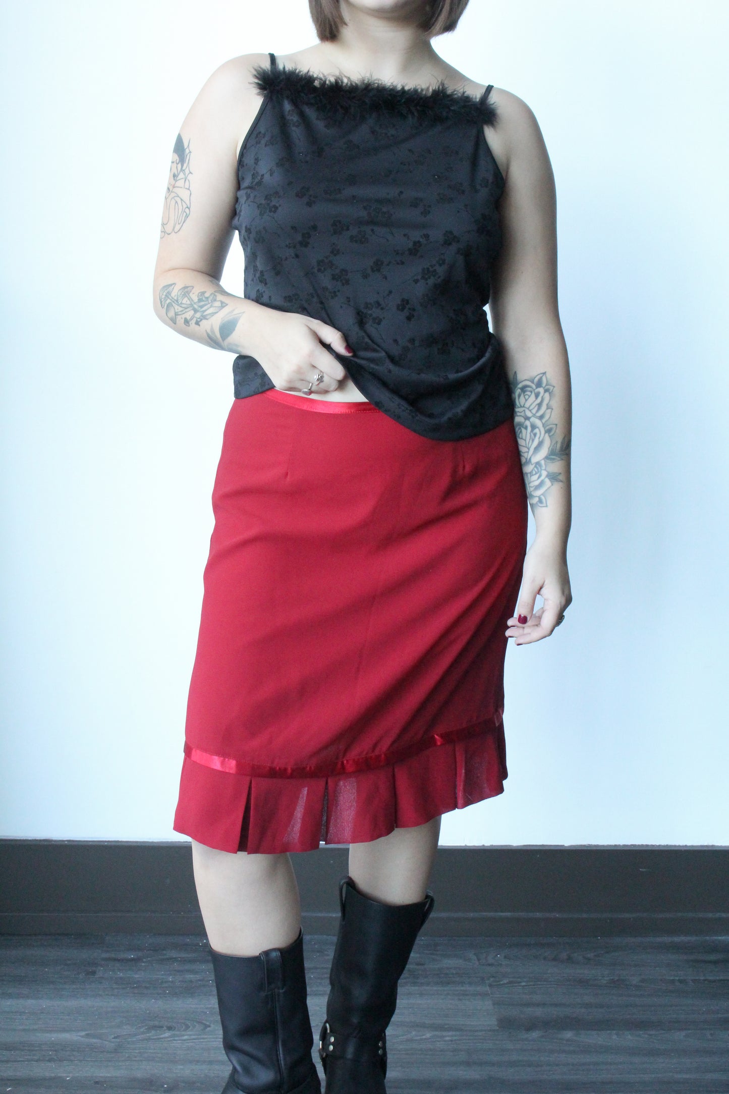red ruffle midi skirt - SZ M/L