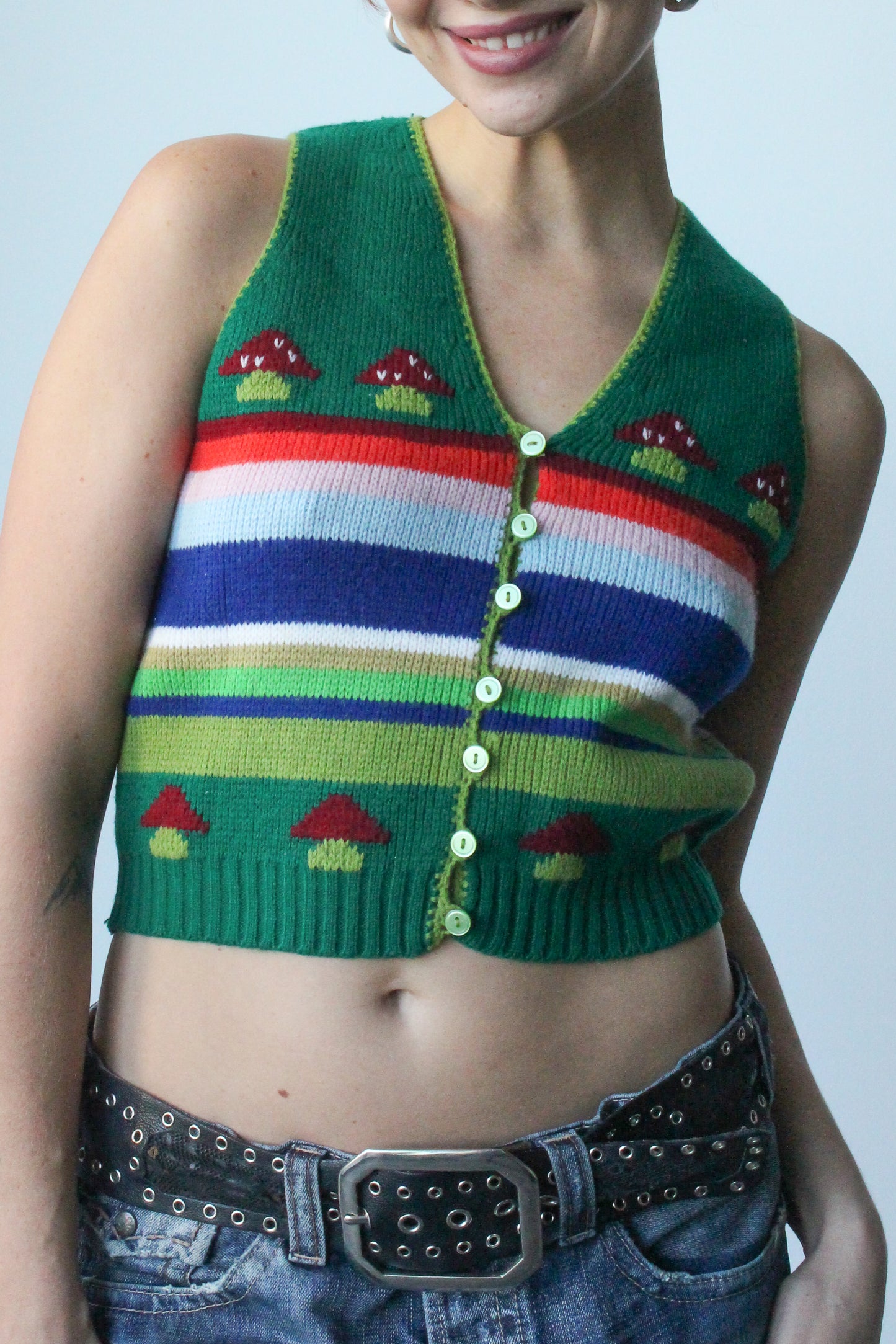 striped mushroom knit sweater vest - SZ XS/S