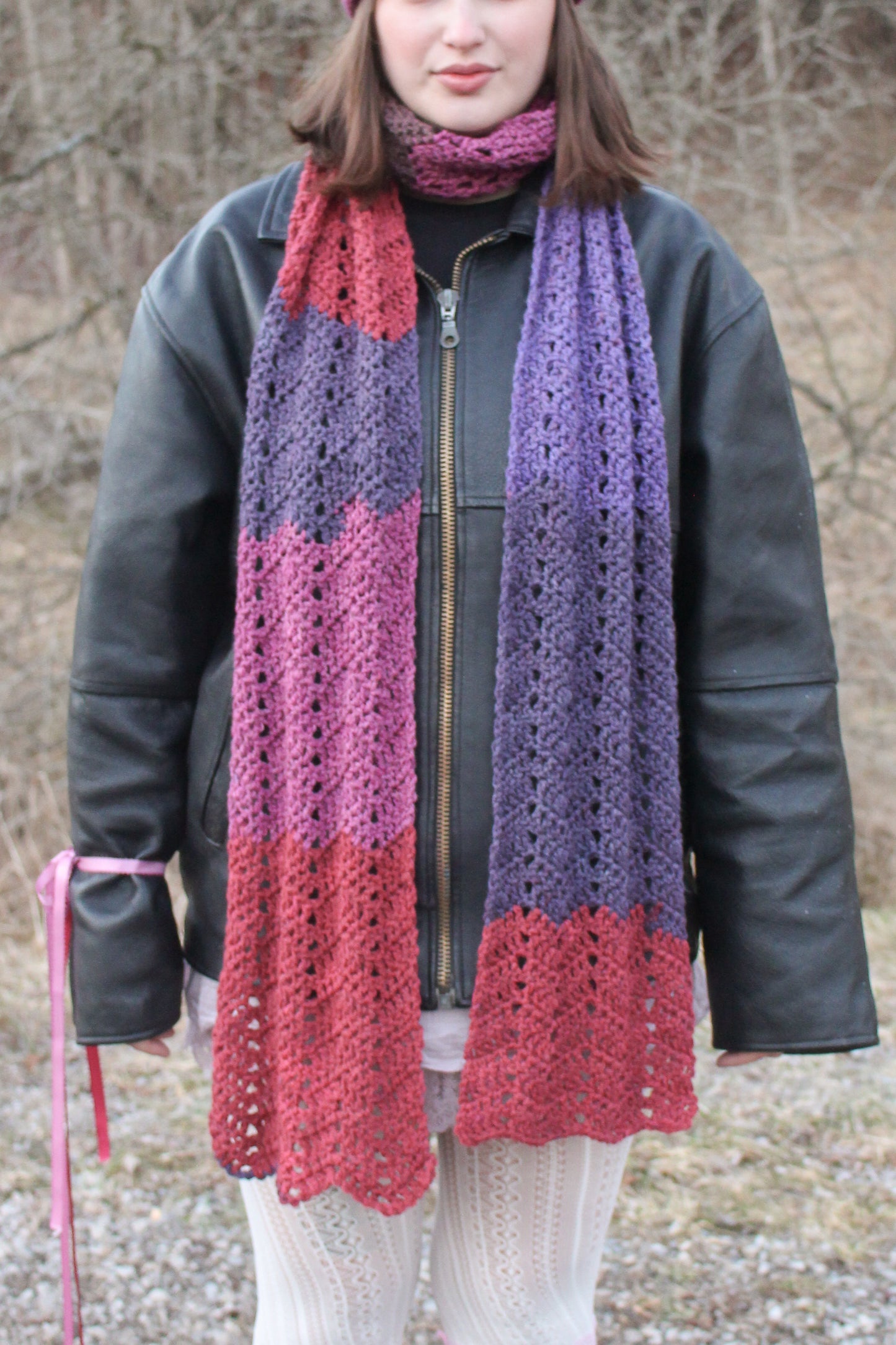 90s red & purple knit scarf
